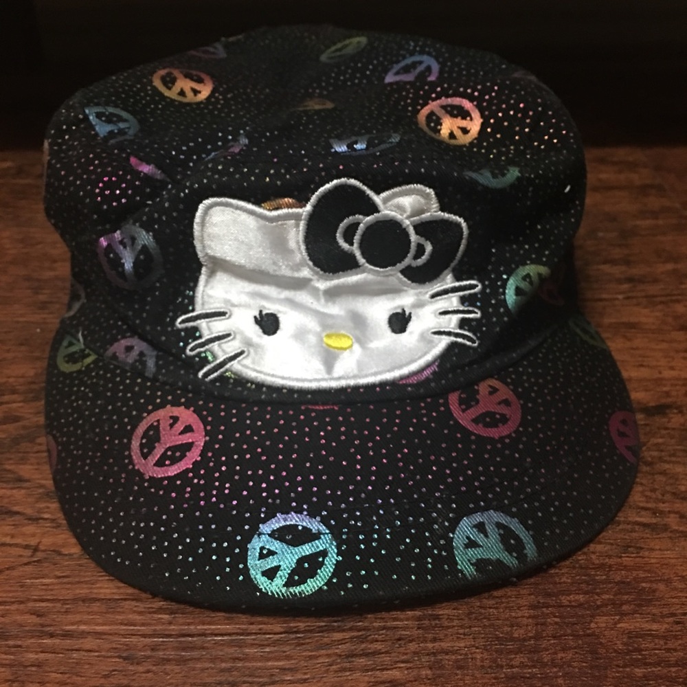 Hello kitty hat - Picture 4 of 4